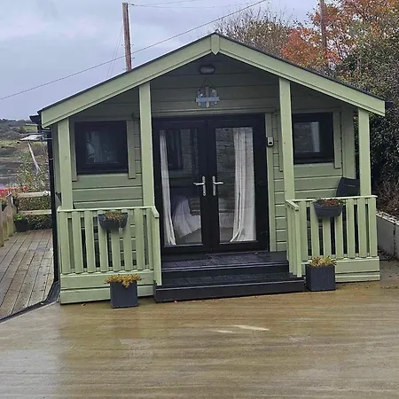 Chalet Sea Breeze Cabin