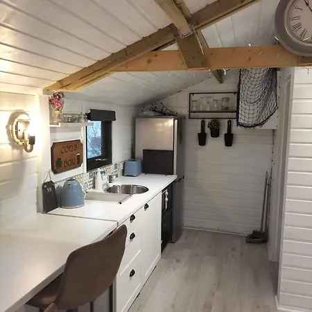 Sea Breeze Cabin *